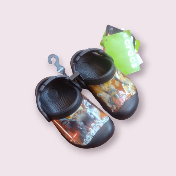 Crocs Star Wars Black & Yellow Clog - Kids Size 6/7 - Picture 7 of 14